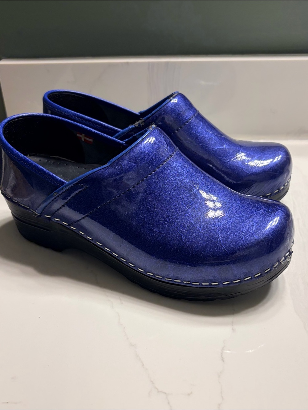 Sanita Metallic Royal Blue Clogs